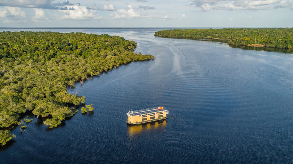 Amazon Cruise - South Quest