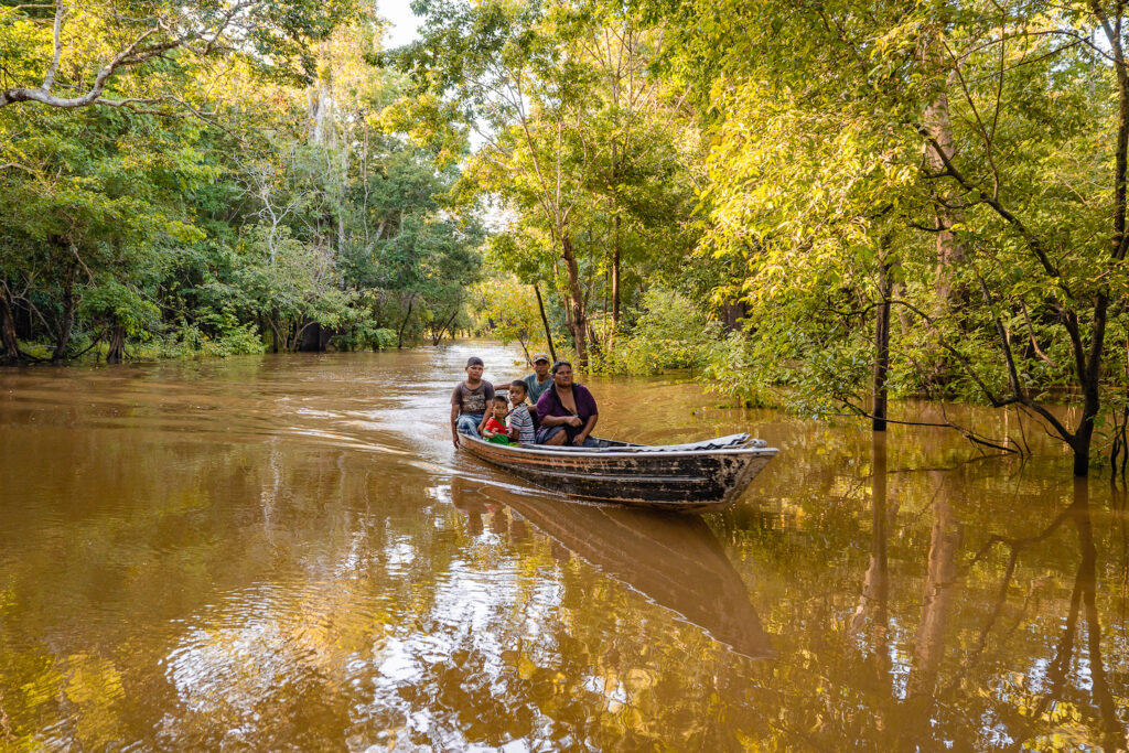 barco-rio-amazonas