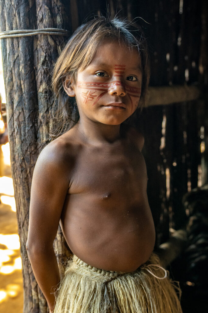 indigena-crianca-amazonia