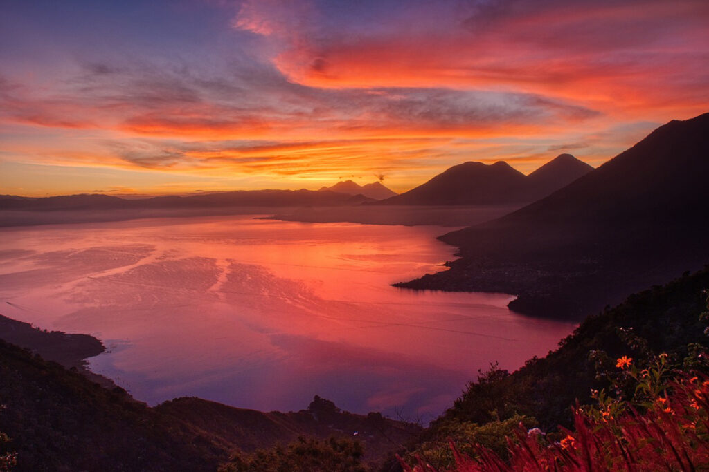 lago-de-atitlán-guatemala