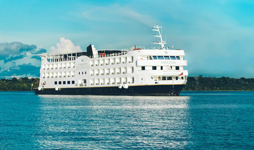 Amazon River Solimões Negro Lanscapes Boat Trip Amazon-River-Solimoes-Negro-Lanscapes-Boat-Trip.